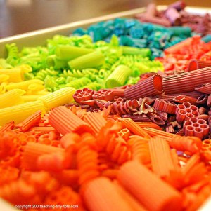 Colored Pasta. Hands On Counting, Sorting, and Pattern Activities