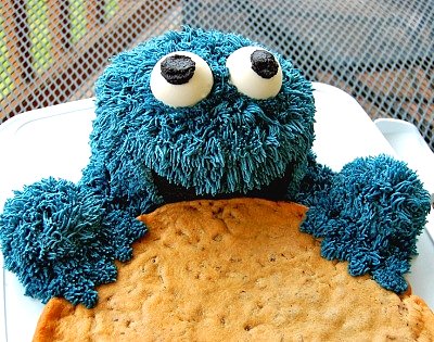 Cookie Monster Cake